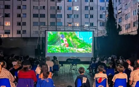 Parte la nuova rassegna del cinema sotto le stelle