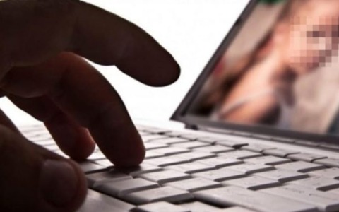 Pedopornografia online, maxi operazione della Polizia Postale: sei arresti e tre denunce