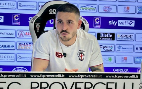 Pro Vercelli, ottima notizia per la metà campo: Ilario Iotti rinnova fino al 2029