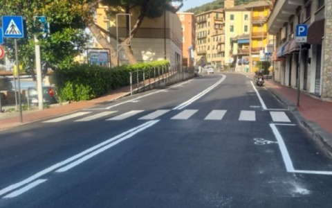 Proseguono a Recco gli interventi di manutenzione della segnaletica stradale