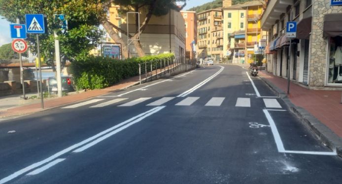 Proseguono a Recco gli interventi di manutenzione della segnaletica stradale