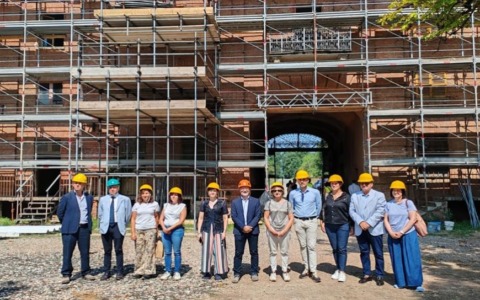 Recupero di Borgo Castello nel Parco La Mandria: 9,7 milioni di euro per restaurare la Torre dell’Orologio