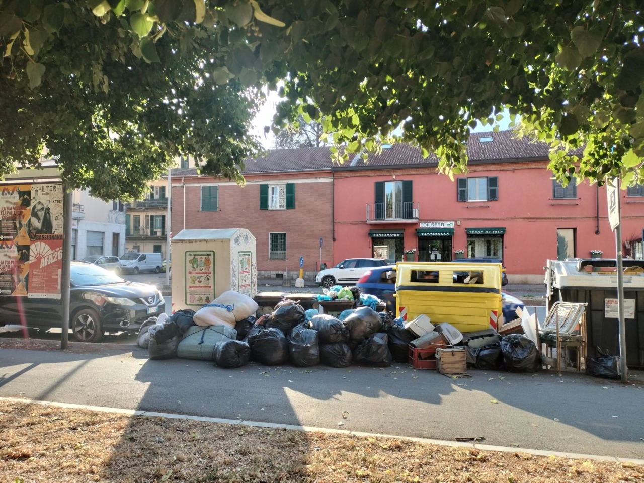 Rifiuti abbandonati al quartiere Cristo: l’Associazione Alessandria Sud chiede controlli più severi