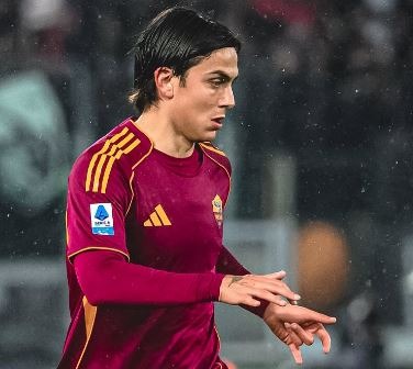 Roma, è ufficiale: Dybala rinnova fino al 2027