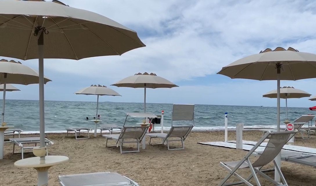 Salvamento sulle spiagge libere, affidamento d’urgenza