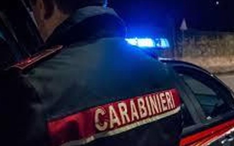 Scarico illecito di residui caseari nella fognatura pubblica, denunciato il titolare