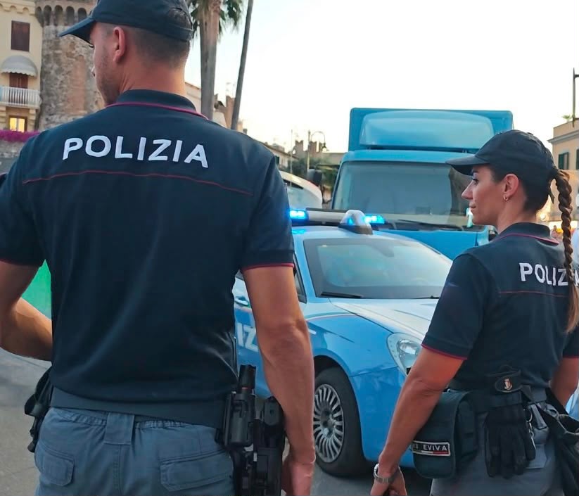 Scippi e rapine, cinque arresti e quattro denunce