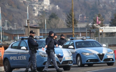 Servizio straordinario sul territorio della Polizia: identificate oltre 650 persone