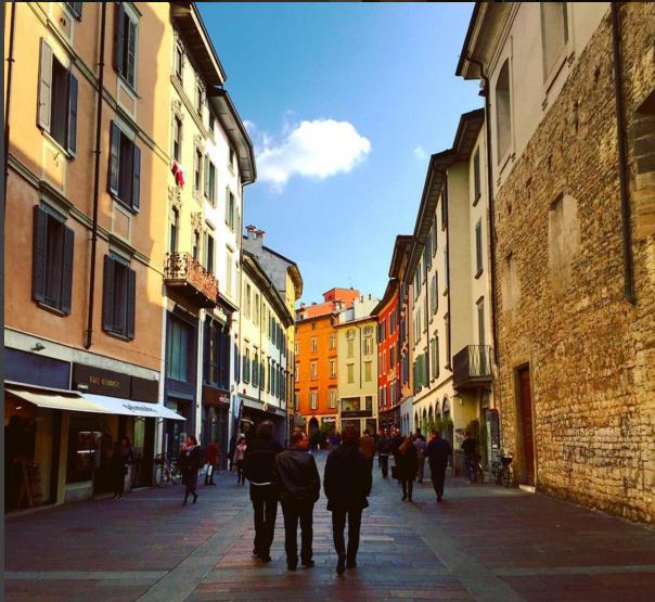 Sicurezza, Bergamo investe 60mila euro: contributi a 22 attività commerciali