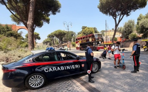 Sicurezza stradale, controlli a tappeto dei carabinieri