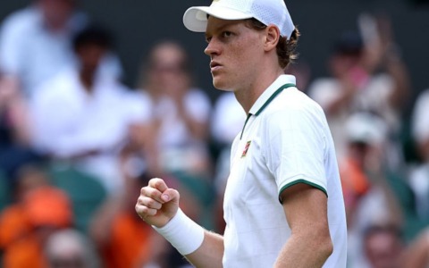 Sinner vola in semifinale: Struff battuto in tre set
