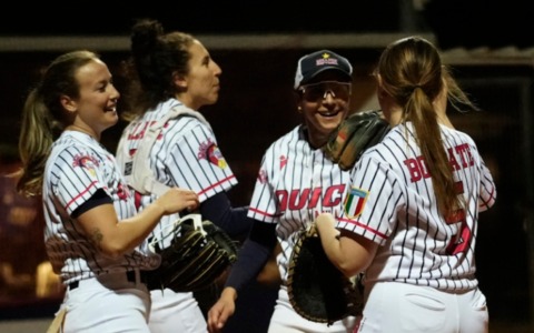 Softball A1: la Quick Mill firma lo sweep nel derby contro Caronno, doppia vittoria anche per la Lacomes New Bollate