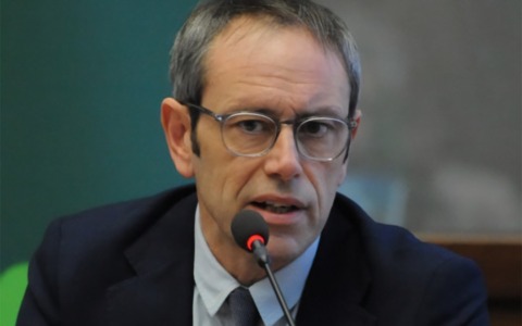 Sondaggio Sole 24 Ore: Abonante risale, Cirio si conferma ai vertici