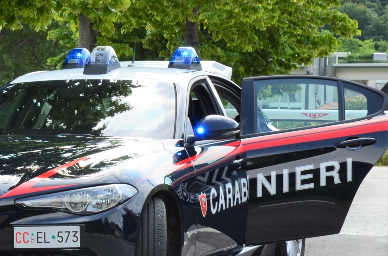 Spaccio di droga, 25enne arrestato dai Carabinieri