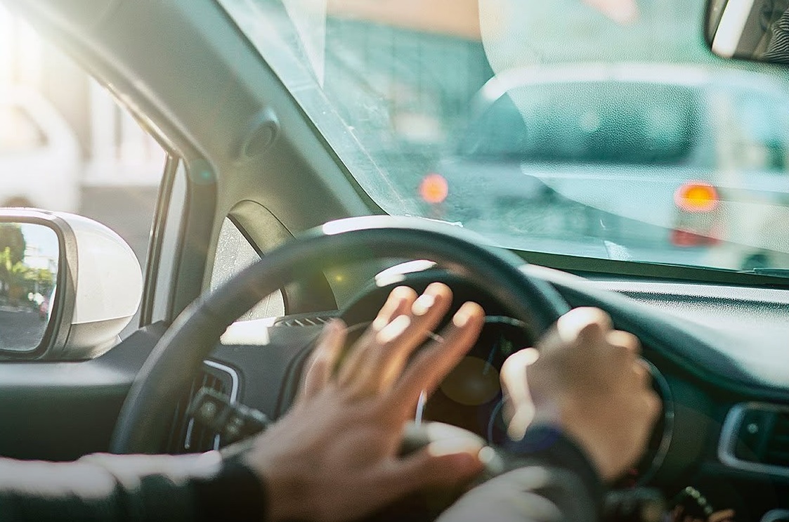Sulle strade bergamasche manca la gentilezza: un automobilista su due chiede più rispetto