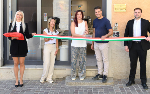 Terminati i lavori, riapre lo sportello Acinque di Cermenate