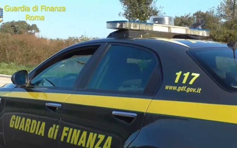 Truffa ed evasione fiscale, arrestato per Mario Adinolfi