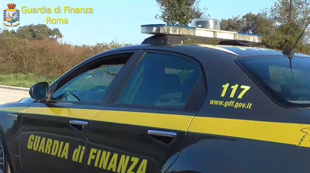 Truffa ed evasione fiscale, arrestato per Mario Adinolfi