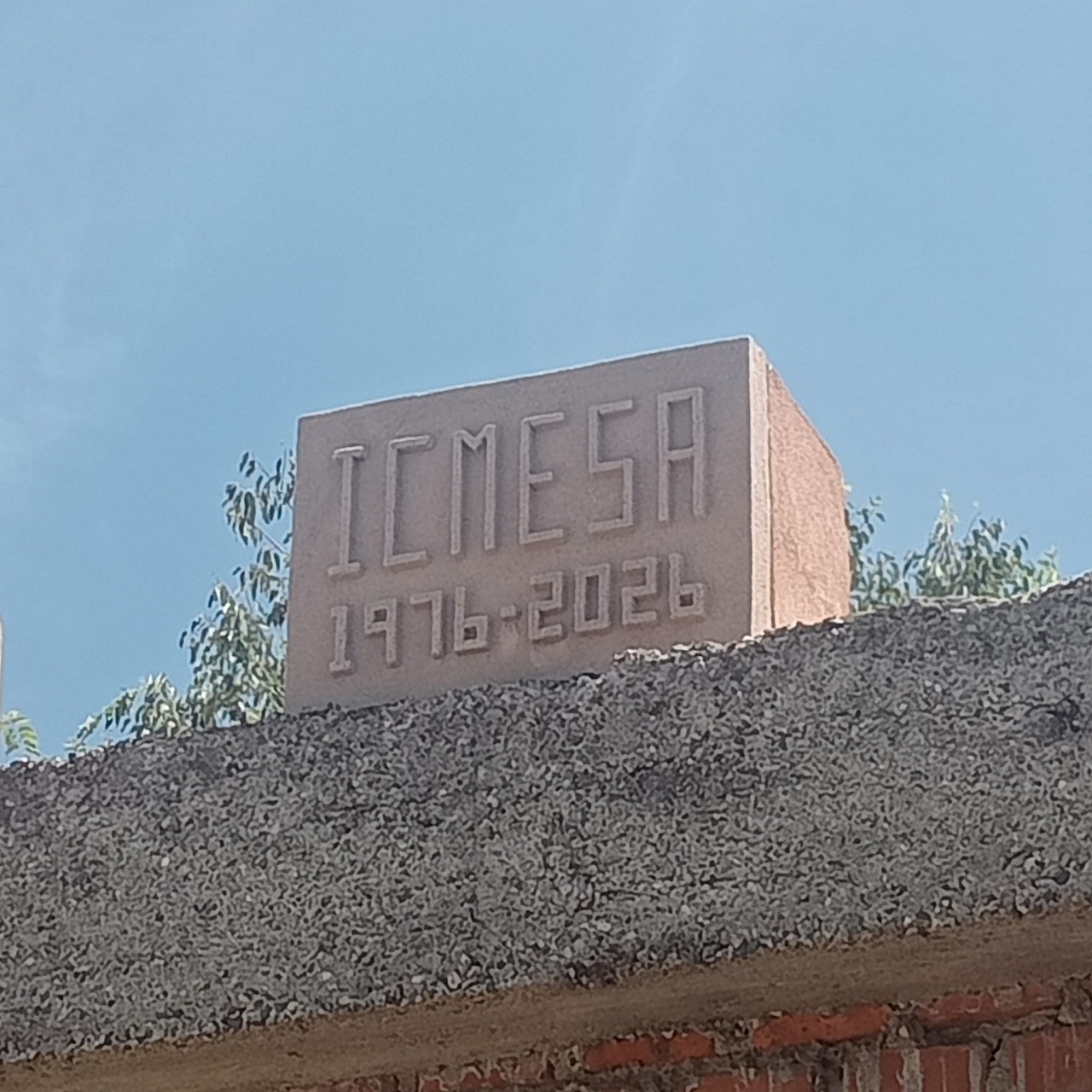 Un’installazione dedicata alla memoria dell’Icmesa