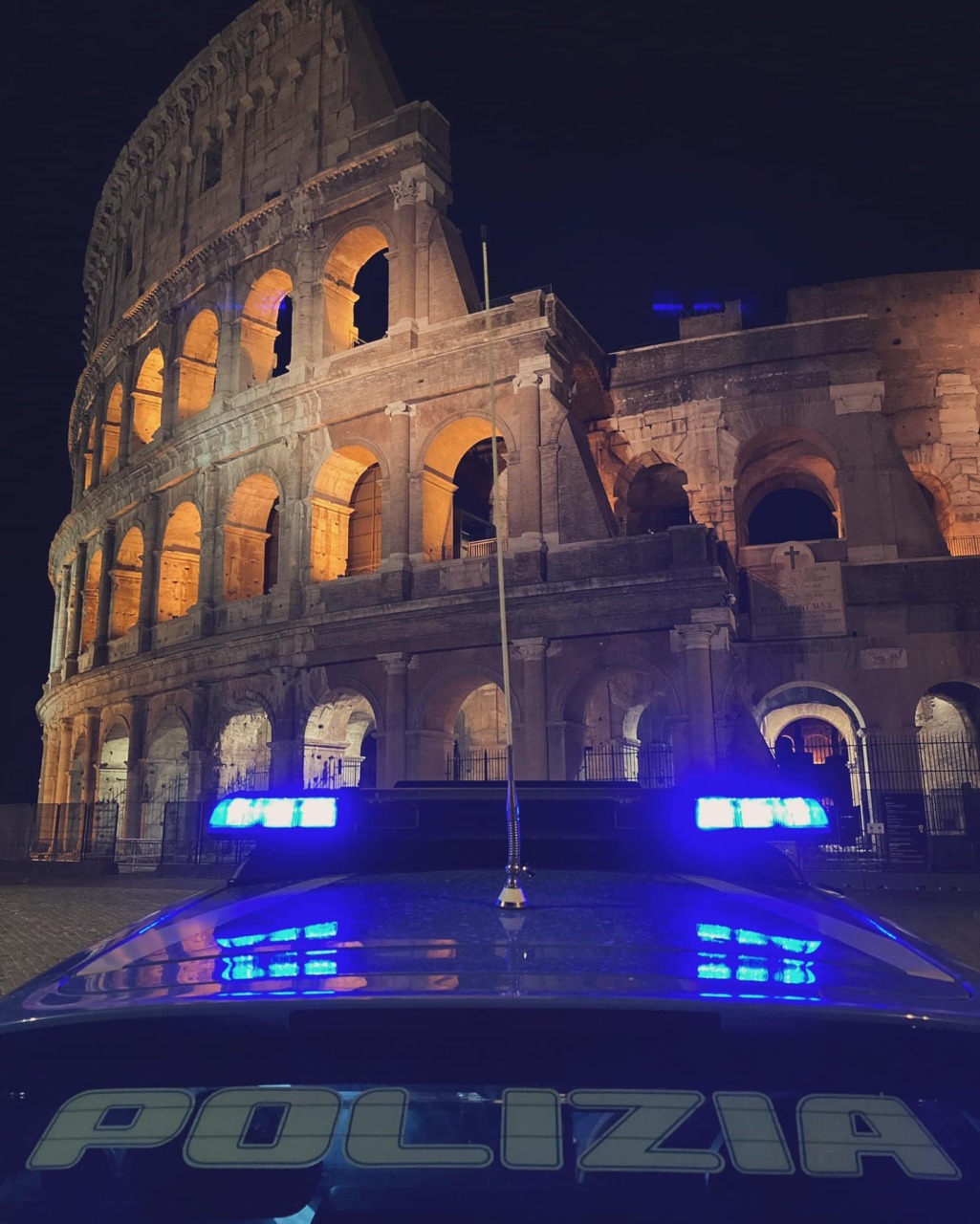Vertice Colosseo, maxi blitz della polizia