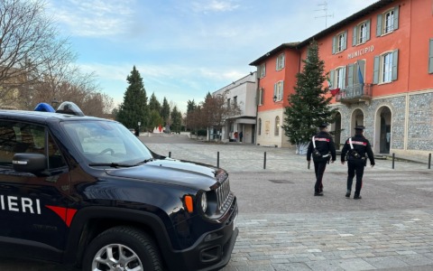 Violenta lite per motivi di circolazione stradale: la vittima ha riportato diversi giorni di prognosi