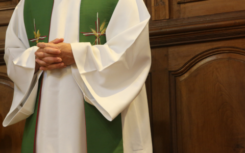Addio a padre Daniele Frigerio, sacerdote dei ponti