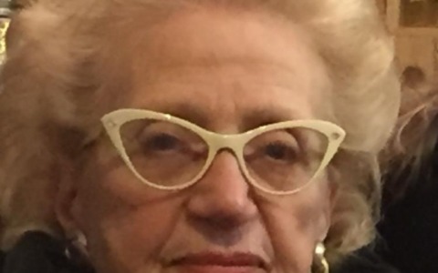 Alessandria saluta Emma Camagna: oggi l’ultimo addio alla storica giornalista
