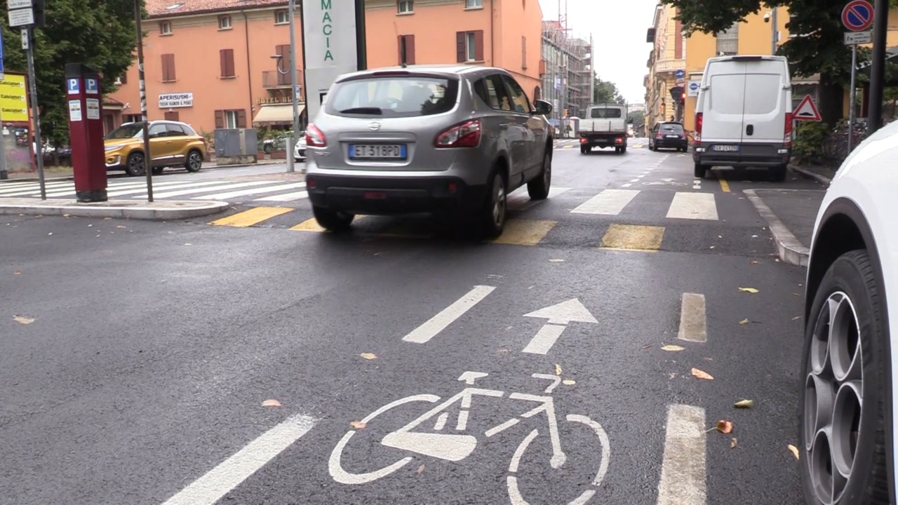 Bologna Città 30, finiti i lavori in Piazza Trento Trieste