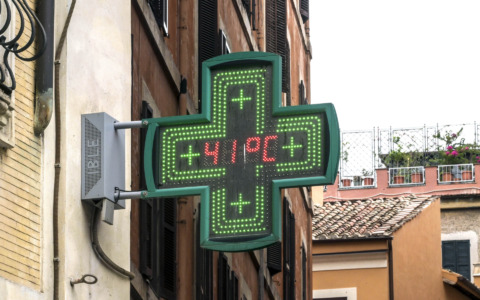 Caldo record, tutta Italia con il bollino rosso per le ondate di calore
