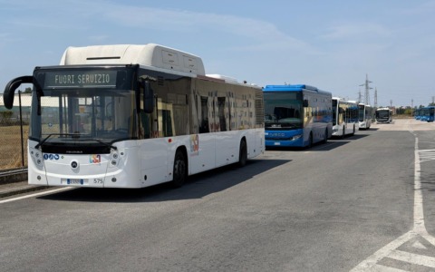Caos trasporti, stamattina si rischia il bis