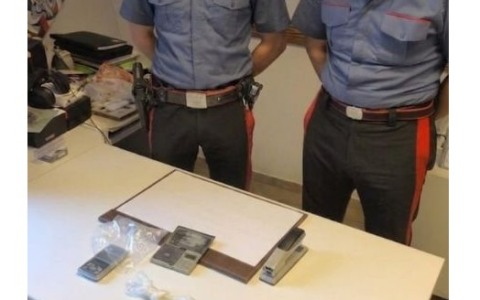 Cocaina nascosta nel termoventilatore, denunciato