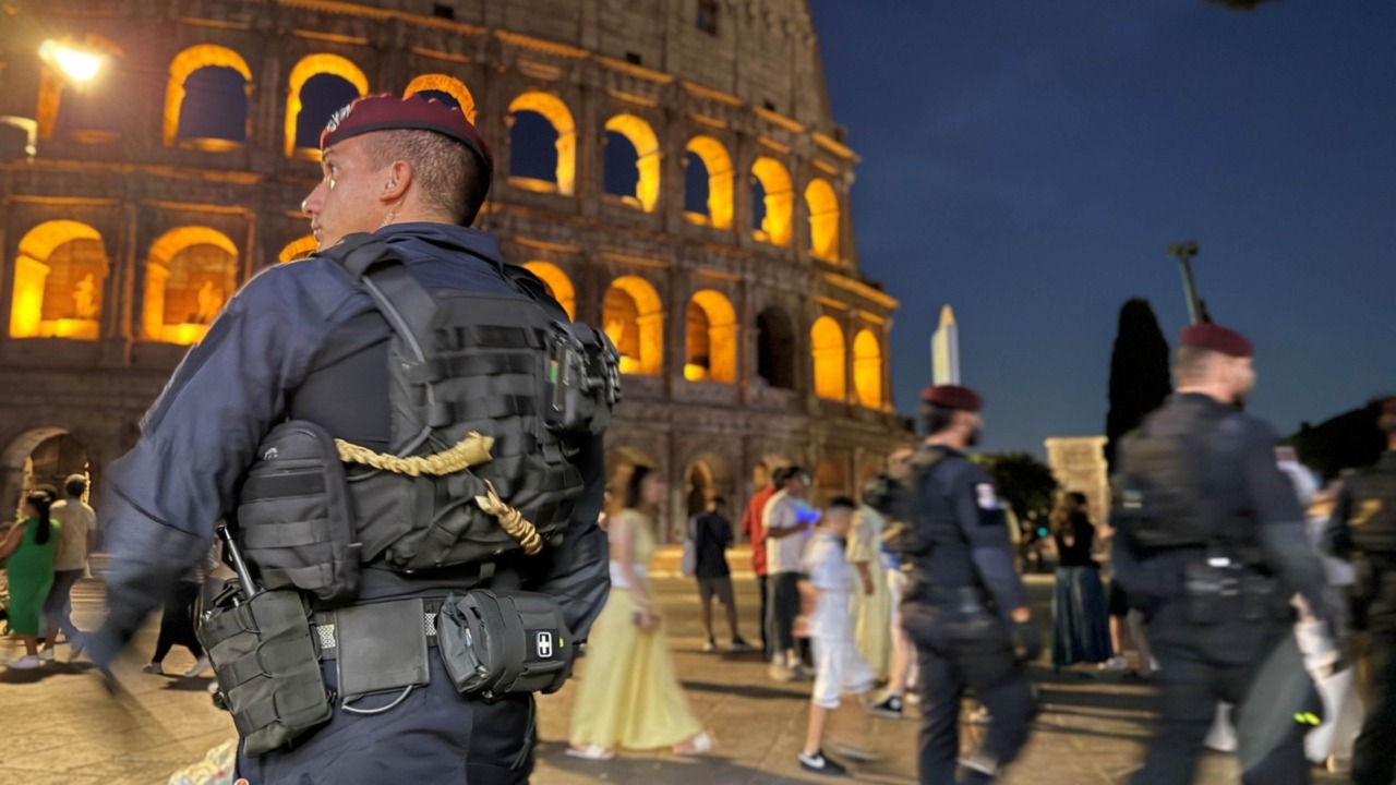 Controlli al Colosseo, tre arresti e quattro denunce
