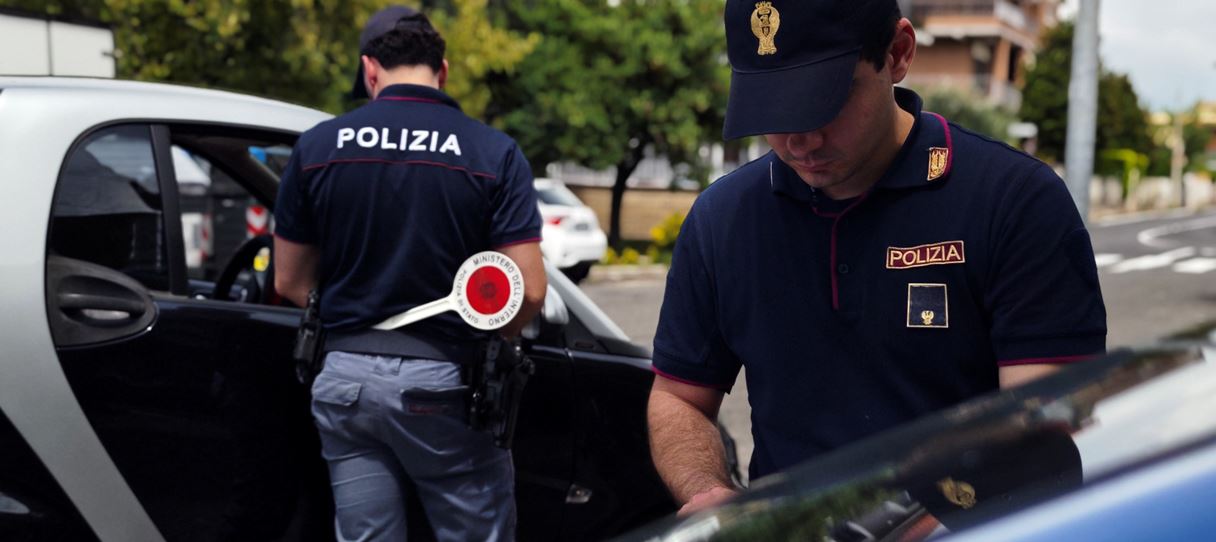 Dai furti in casa alle rapine, sette arresti della Polizia