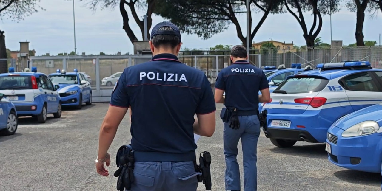 Dalla droga nascosta nelle auto agli appuntamenti via chat, 6 arresti della Polizia di Stato