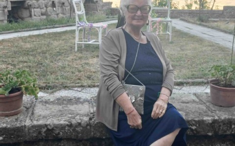 Domani i funerali della donna morta nell’incidente in A1