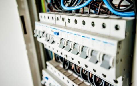 Domani interruzione dell’energia elettrica ad Alessandria e Casale: le vie interessate