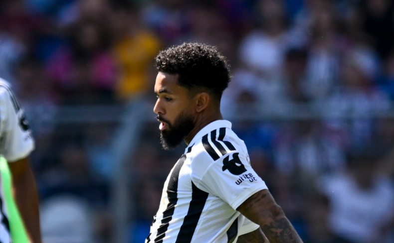 Douglas Luiz dice no all’Everton e punta sulla Juventus