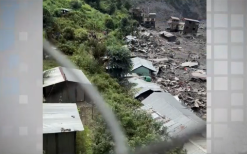 E’ del Torinese una delle persone che si sono salvate dall’alluvione in Nepal