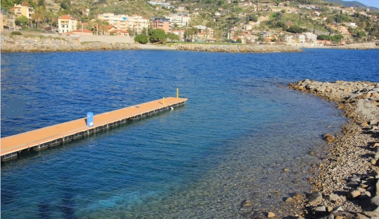 E’ stata identificata la donna trovata morta in mare ieri pomeriggio a Bordighera