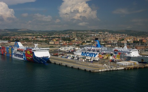 Effettuato il primo rifornimento di GNL a una nave da crociera