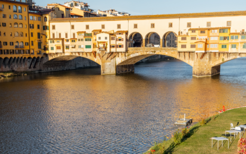Erba degli alligatori, nuovo allarme lungo il fiume Era