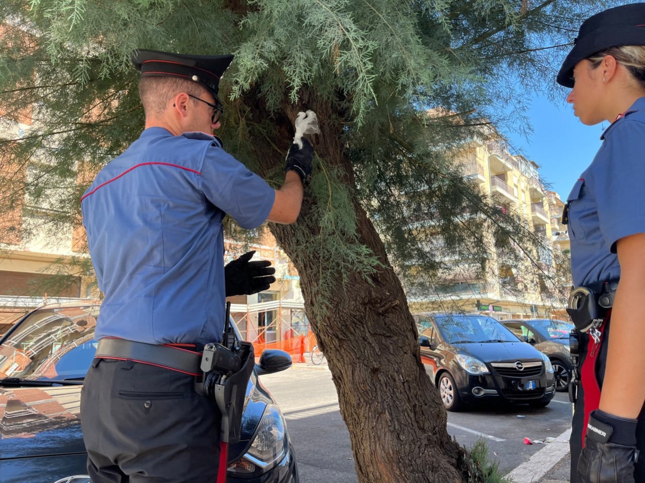 Ordigno esploso ad Ostia, due arresti dei Carabinieri. Sequestrata droga