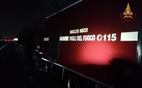 Fuga di gas ed esplosione, feriti gravemente due sanitari della Asl / VIDEO