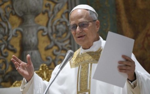 Il Papa nella residenza pontificia fino a martedì
