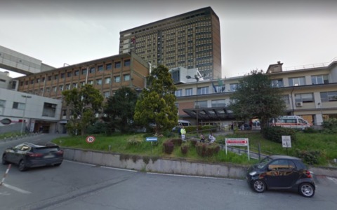 Incendio in corso De Gasperi a Torino: 59enne gravemente ustionato e ricoverato in codice rosso al CTO