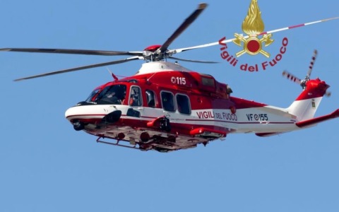 Incendio in via Casilina Sud, due abitazioni inagibili: scatta lo sgombero