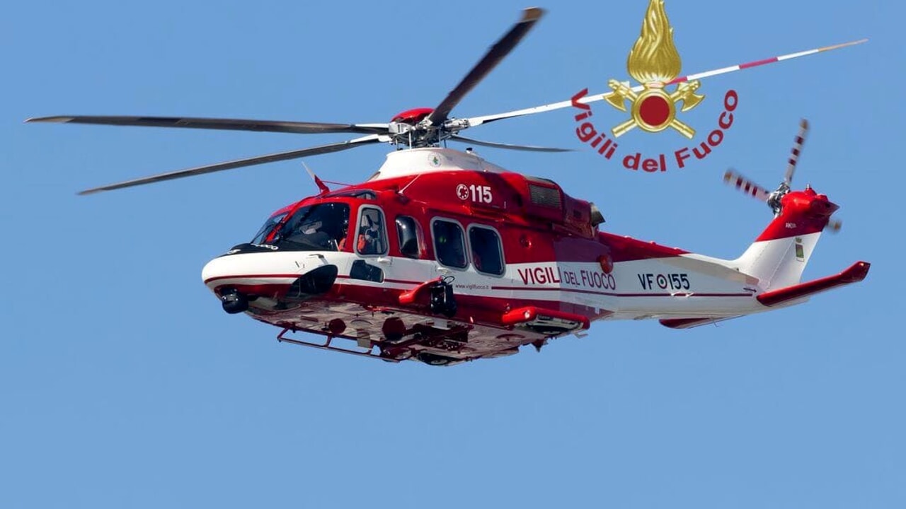 Incendio in via Casilina Sud, due abitazioni inagibili: scatta lo sgombero