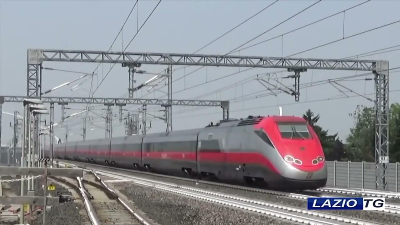 Incendio lungo i binari, circolazione ferroviaria sospesa