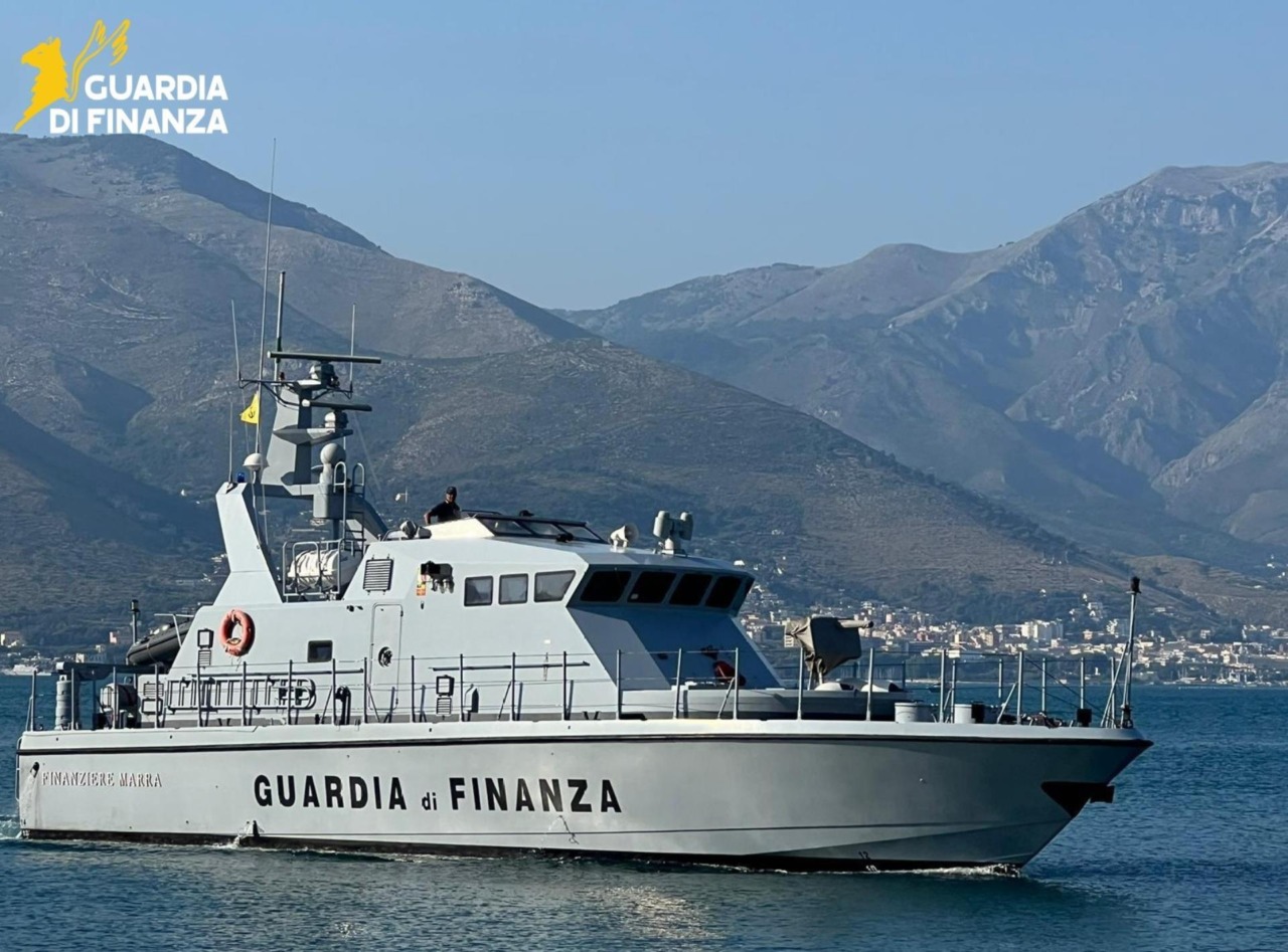 Isole Pontine, maxicontrolli: droga, lavoro nero e 42mila euro di multe