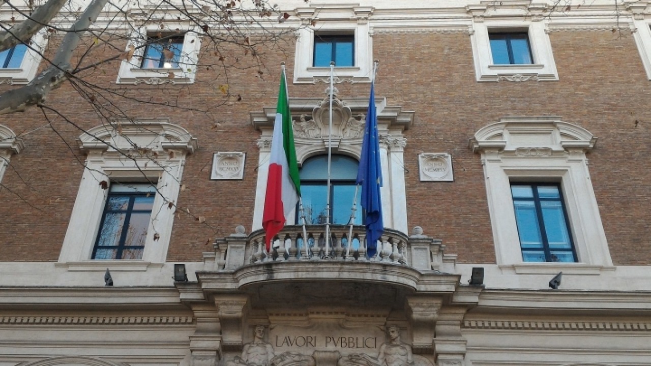 Marche: il MIT finanzia oltre 1,1 milioni per interventi stradali nei piccoli comuni